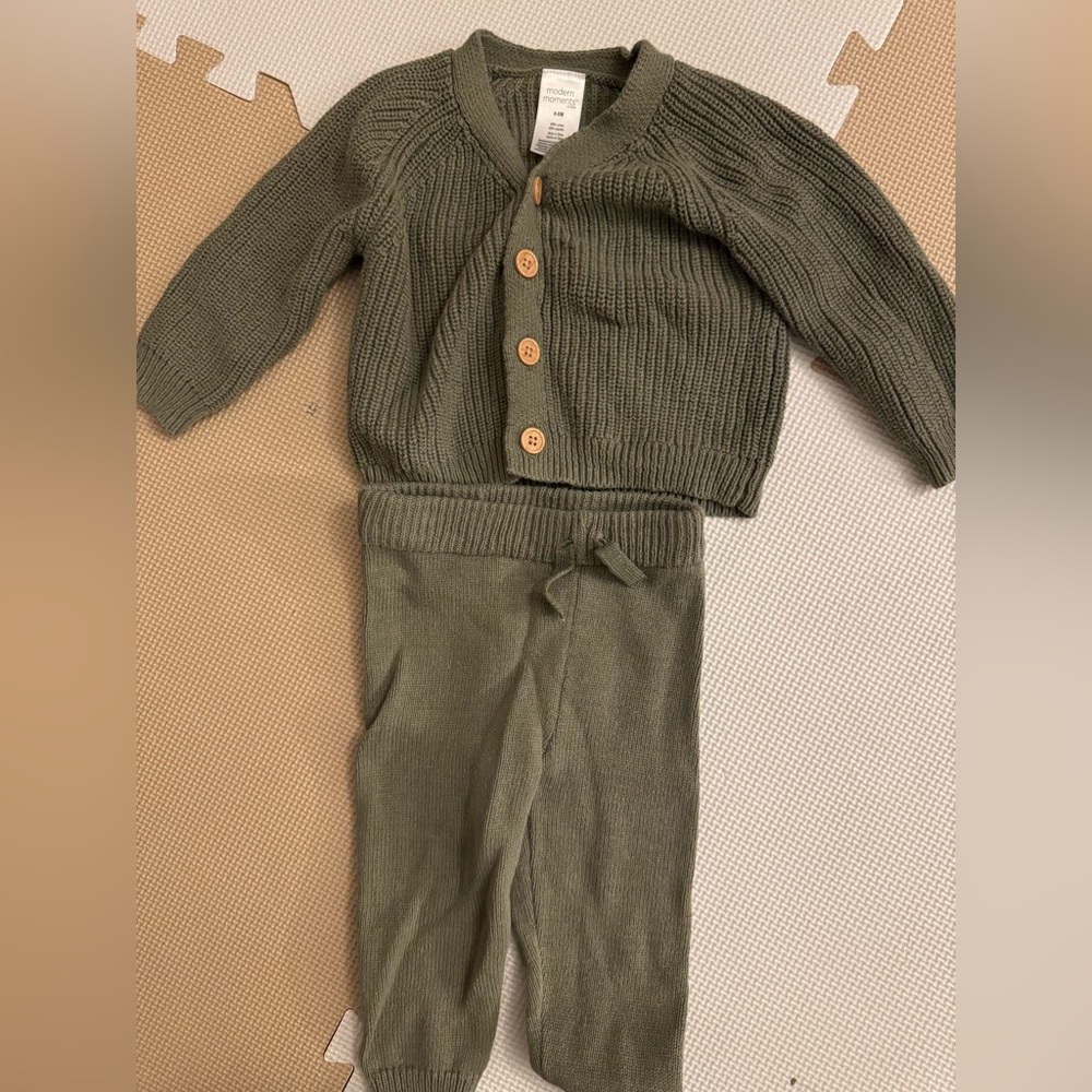 Modern Moments 2-Piece Army Green 6-9 Months